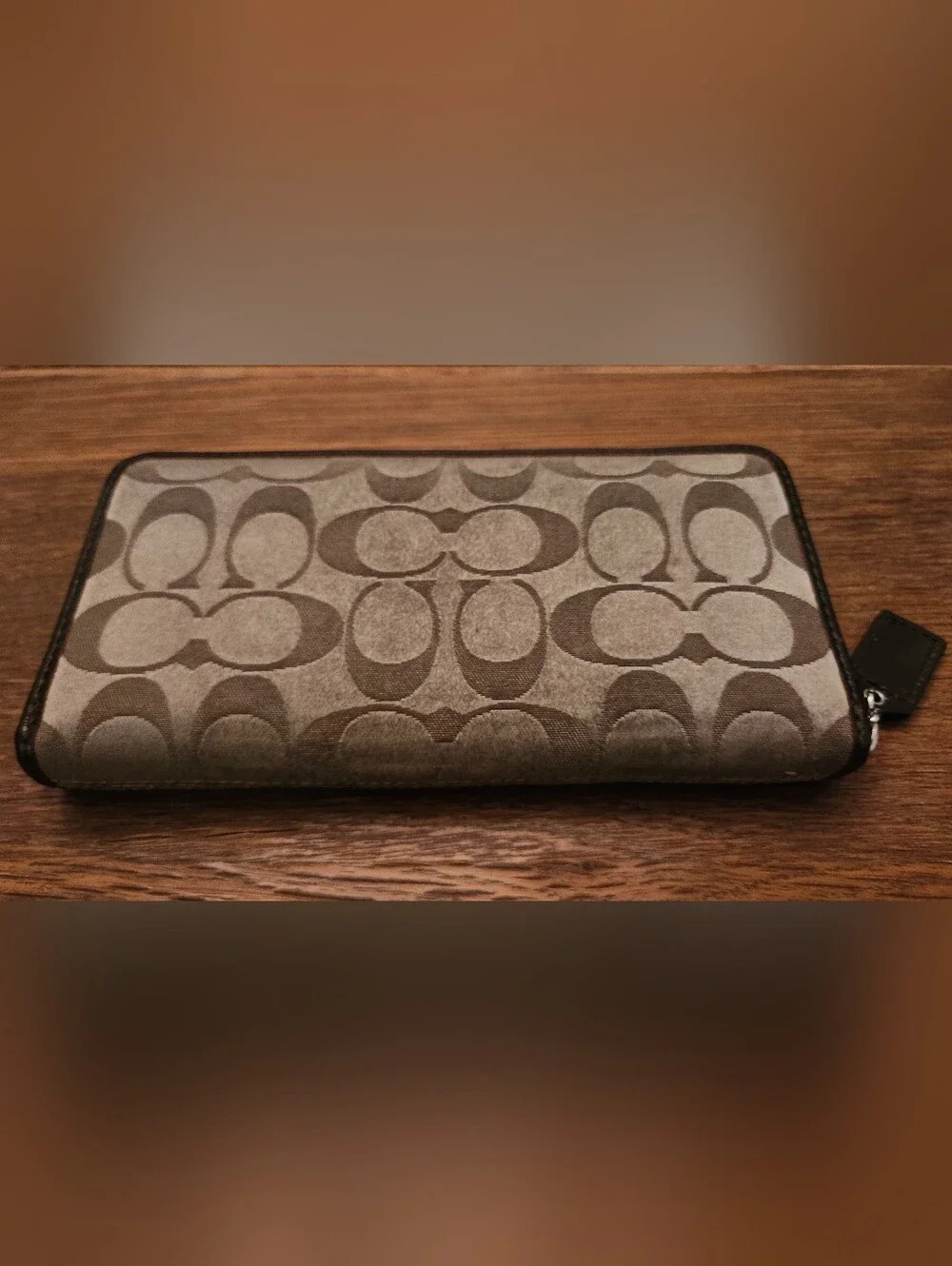 Coach Brown Accordion Zip Wallet Good Condition!